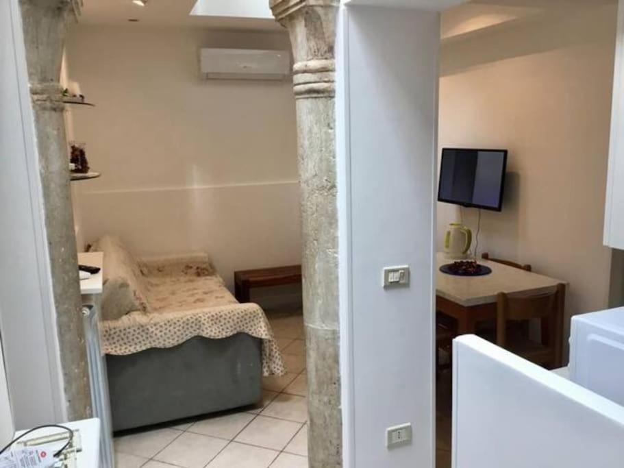 Apartment Close Guglie Bridge Venice Ngoại thất bức ảnh